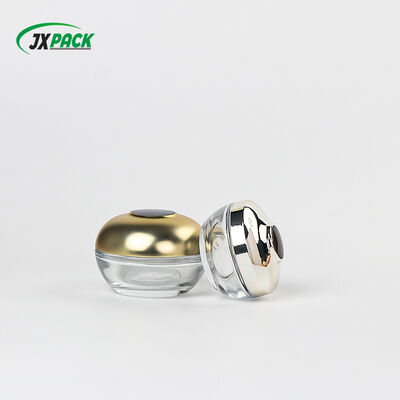 Luxe glazen crème pot met elektroplatieerde goud deksel